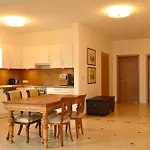 Gorczanskie Papiernia 110m2 Kominek & Wellness Apartmanhotel Niedźwiedź