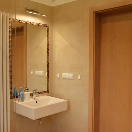 Lejlighedshotel Gorczanskie Papiernia 110m2 Dla 6-8 Osob - Kominek I Wellness Niedźwiedź